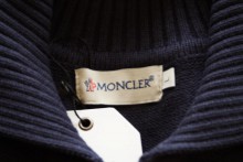     (Moncler) 